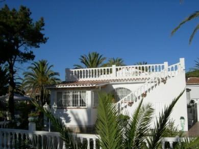 Chalet con 3 dormitorios se vende en Mijas Costa, Costa del Sol