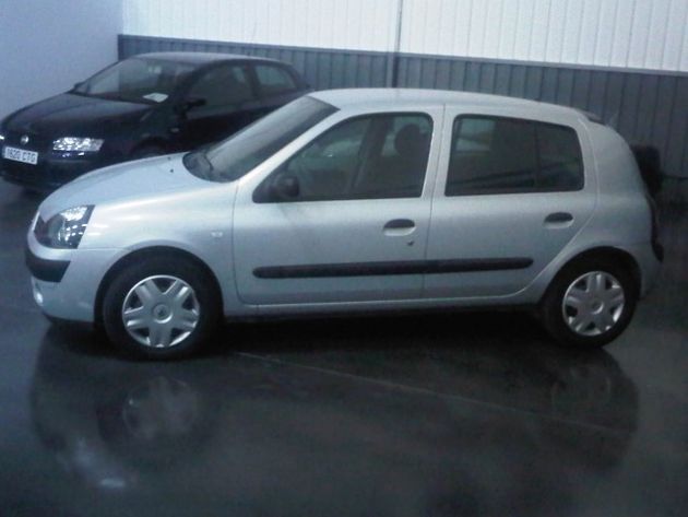 RENAULT Clio 1.5DCI Luxe Privilege 80