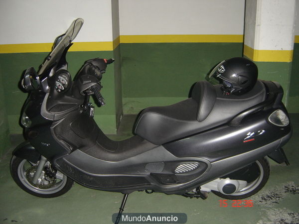 Scooter piaggio x9 250