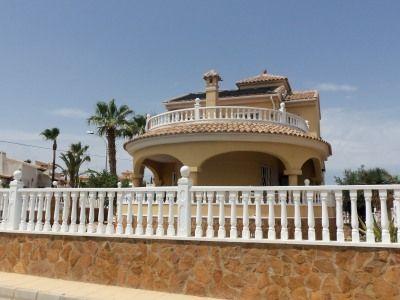 Chalet en venta en Villamartin, Alicante (Costa Blanca)