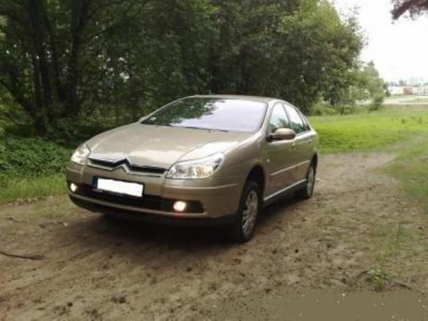 coche citroen c5. año 2005.