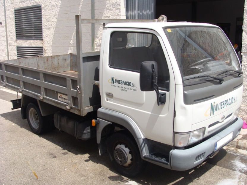 Nissan cabstar e tl 10.35 blanco 2p diesel 2008 NEGOCIABLE