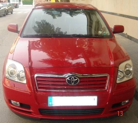 Vendo Toyota Avensis 2.0 D4D Executive 5p 116cv - Alicante