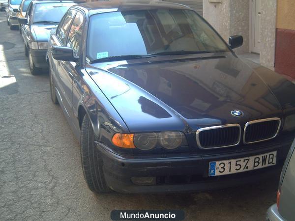 BMW 730- OPORTUNIDAD, COCHAZO DE LUJO!