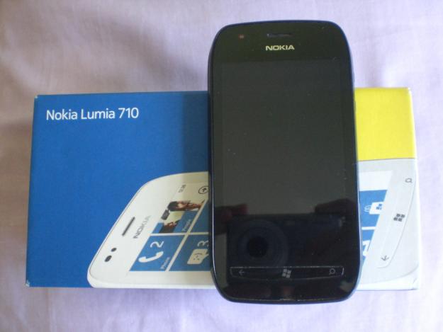 Smartphone Nokia Lumia 710 en perfecto estado