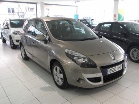 Renault Scenic DYNAMIQUE  130CV DCI SS en Barcelona