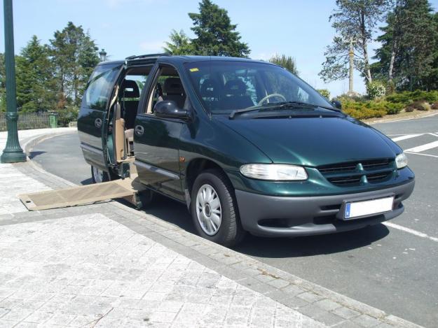 Chrysler Voyager adaptada para minusvalido