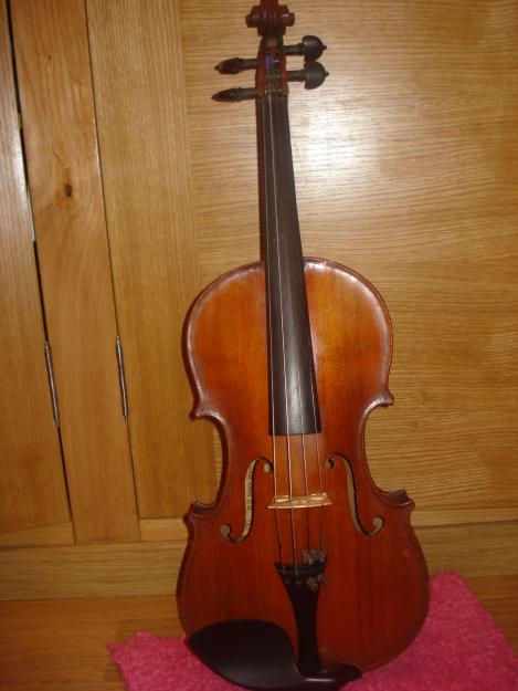 SE VENDE VIOLIN EXCELENTE