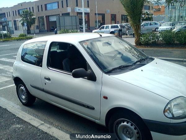 VENDO RENAULT CLIO