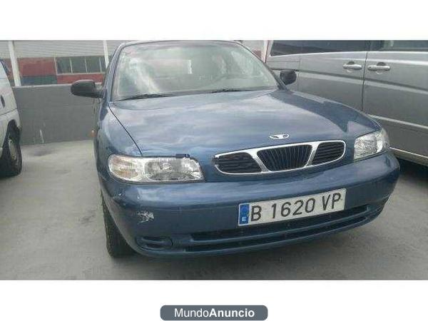 Daewoo Nubira 1.6 SX 5 PUERTAS-  600?  --CO