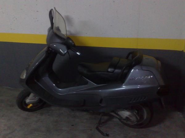 Piaggio hexagon 180 RST (año 2.000) 11.000 km