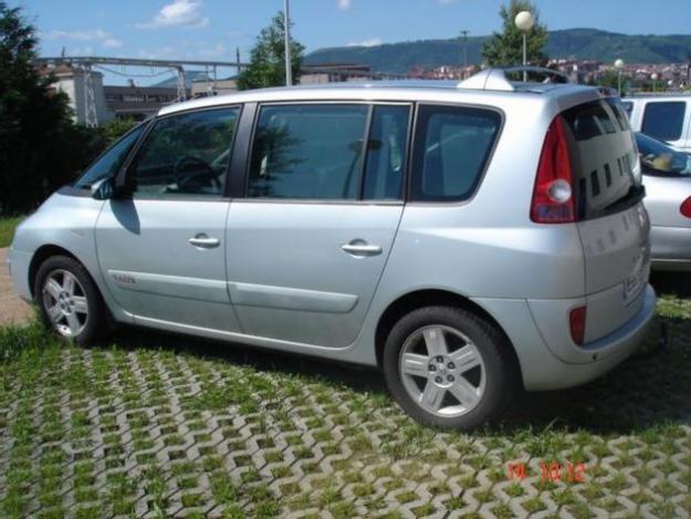 Renault ESPACE 2.2 DCI PRIVILES '04 en venta en Leioa