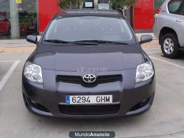 Toyota Auris 1.4 D4D Luna