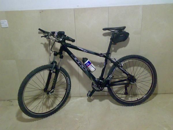 Bicicleta semirrigida BH EXpert pro