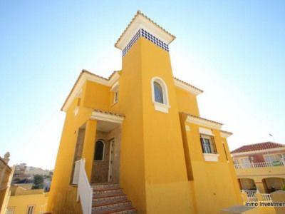 Chalet en venta en Villamartin, Alicante (Costa Blanca)