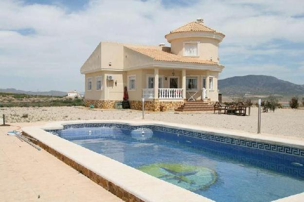 Chalet en venta en Pinoso, Alicante (Costa Blanca)