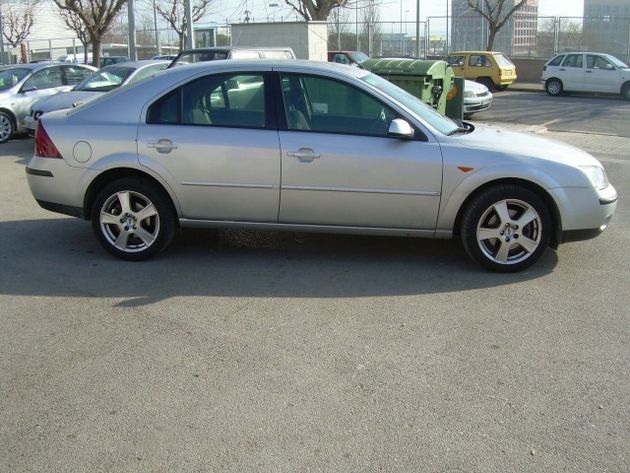 FORD Mondeo 2.0 TDdi Ghia