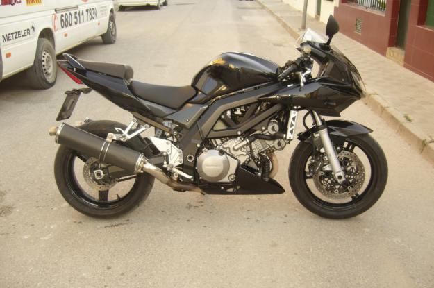 Suzuki sv 1000s año 2007