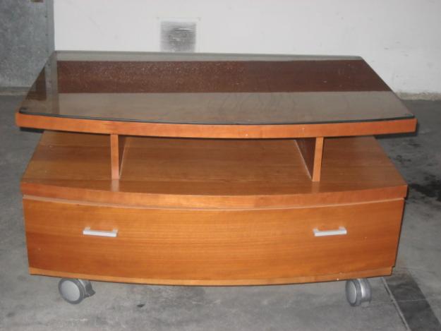 VENDO MESA PARA TELEVISION