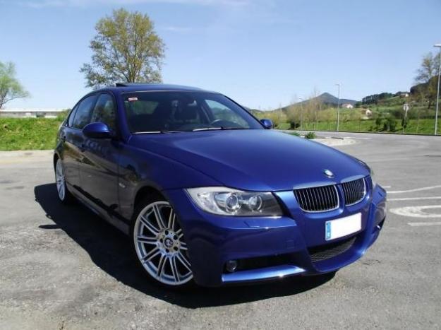 BMW 320 d PackM Xenon Techo Navi