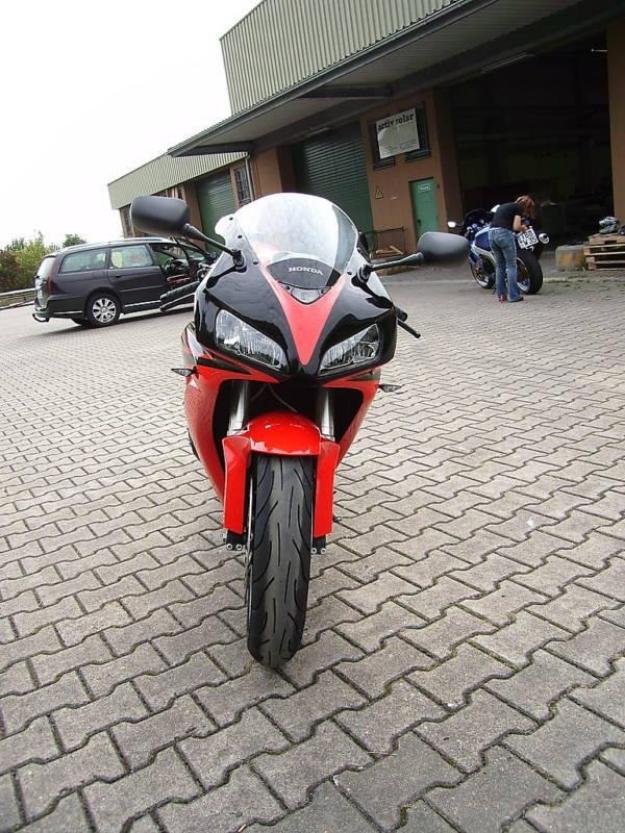 Honda cbr 1000 rr