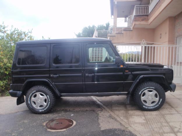 VENDO MERCEDES G 300 TURBODIESEL