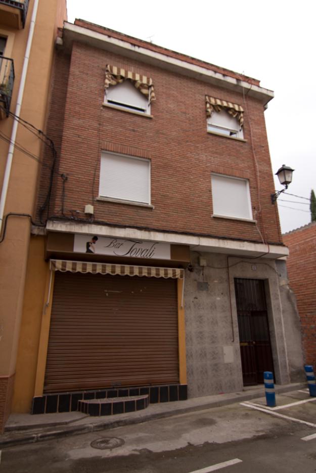 Venta de Local Comercial y Piso