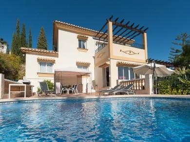 Chalet con 4 dormitorios se vende en Mijas Pueblo, Costa del Sol