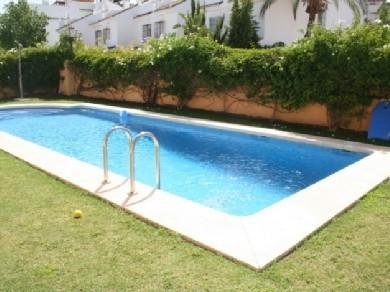 Chalet con 7 dormitorios se vende en Marbella, Costa del Sol