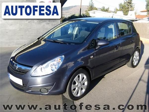 Opel Corsa 1.2i ESSENTIA 80CV 5P