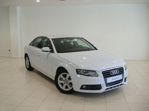 Audi A4 2.0Tdi  136 cv. Advance Edition.