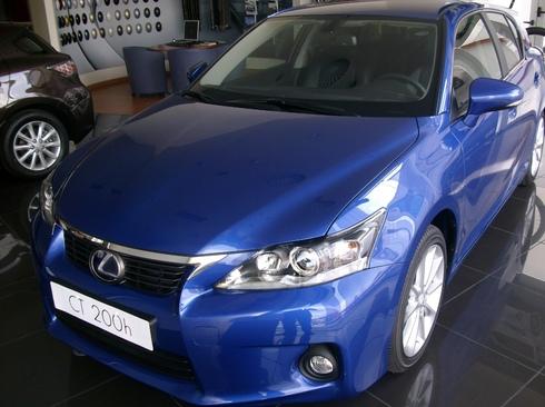 Lexus CT 200h HYBRID DRIVE + CUERO + PACK 17