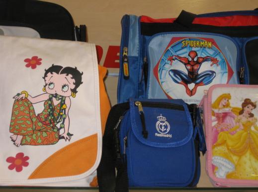 LIQUIDACION MOCHILAS CON LICENCIA (DISNEY, WARNER, ETC)