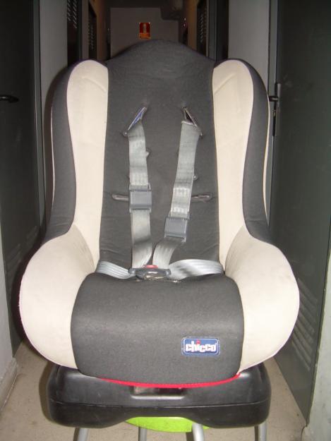 Silla para automovil grupo 1 marca chicco