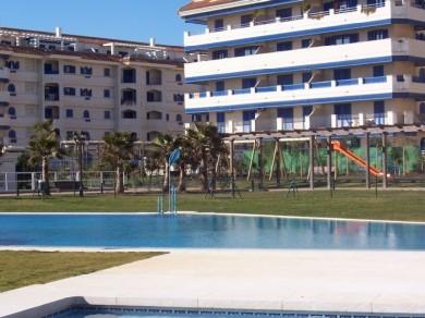 Apartamento con 2 dormitorios se vende en Manilva, Costa del Sol