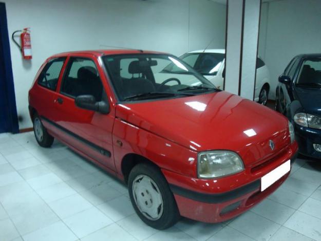 RENAULT Clio CAMPUS 1.2 3p. - 1.450 €