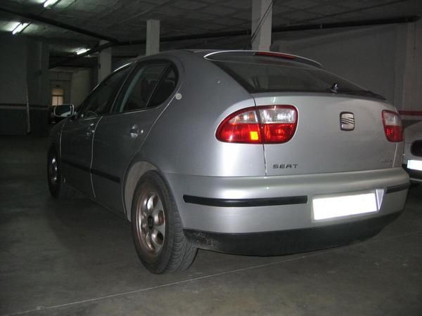 VENDO SEAT LEON 1.9 TDI 110 CV ACABADO SPORT