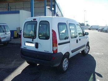 Venta de coche Renault Kangoo 4x4   85cv '05 en Madrid