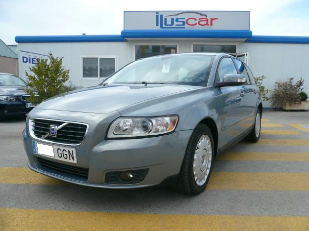 Volvo V50 2.0D Kinetic, 10.900€