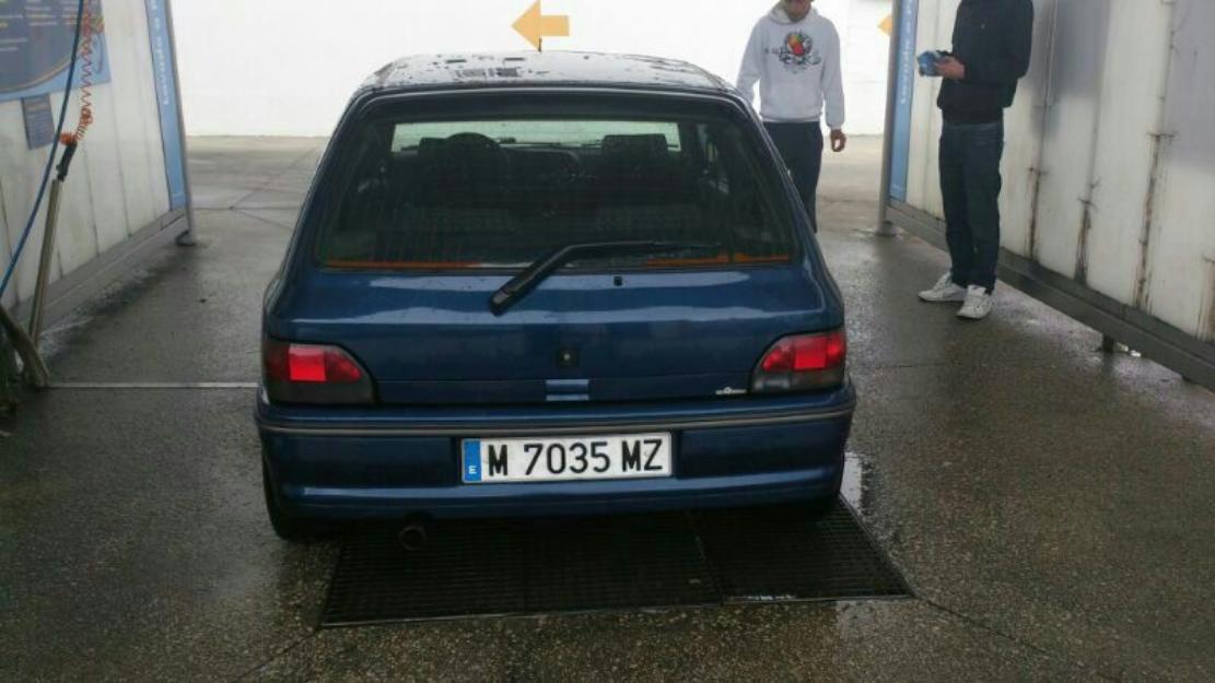 Clio 1.8 16V ¡Barato, precio negociable!