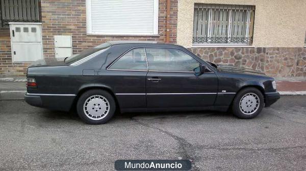 Se vende Mercedes 300 CE Coupé