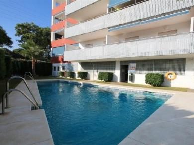 Apartamento con 2 dormitorios se vende en Fuengirola, Costa del Sol