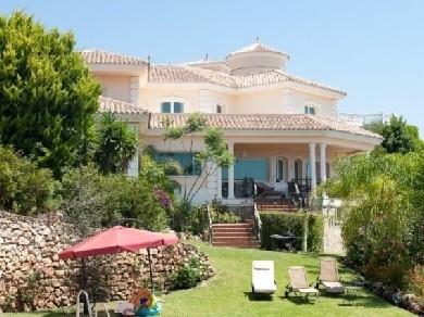 Chalet con 5 dormitorios se vende en Mijas Costa, Costa del Sol