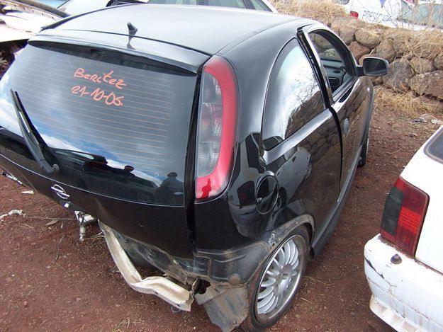 opel corsa c sport 1.4 16v para repuestos siniestro