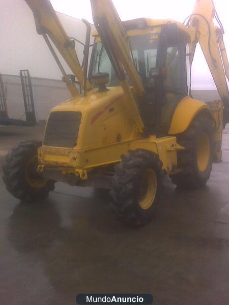 Retrocargadora New Holland LB 110  año 2002