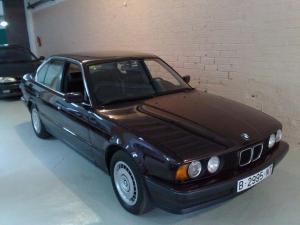 BMW Serie 5 520I 24V, granate, año 1993, 170.000 km, 1700 eur., impecable