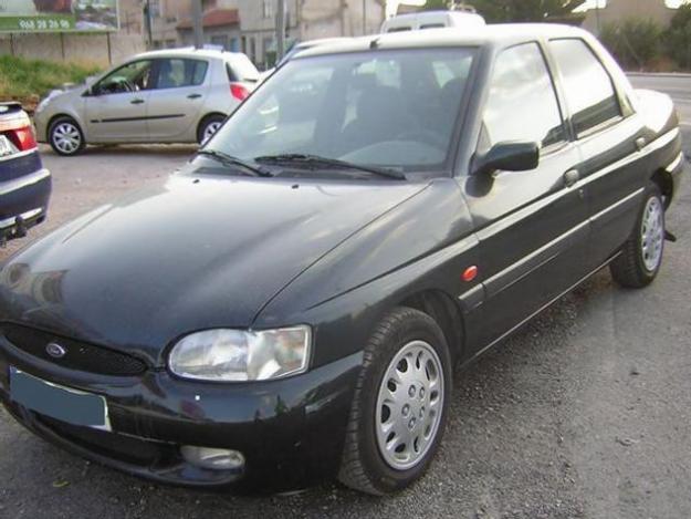 Comprar Ford Escort 1.8TD Atlanta '97 en Aljucer