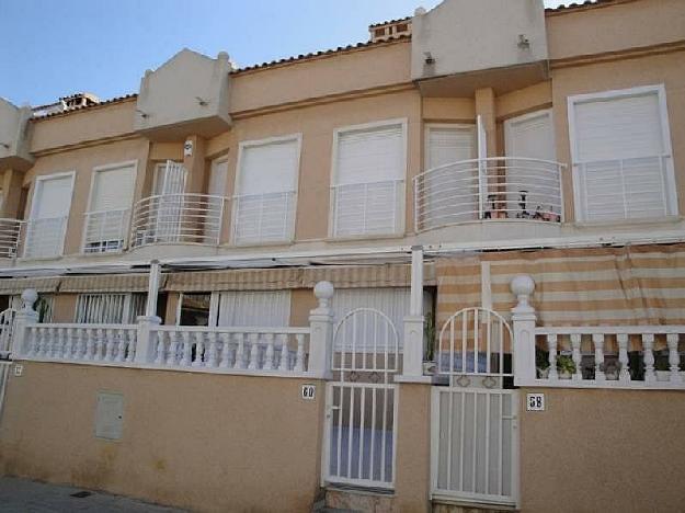 Casa adosada en Santa Pola