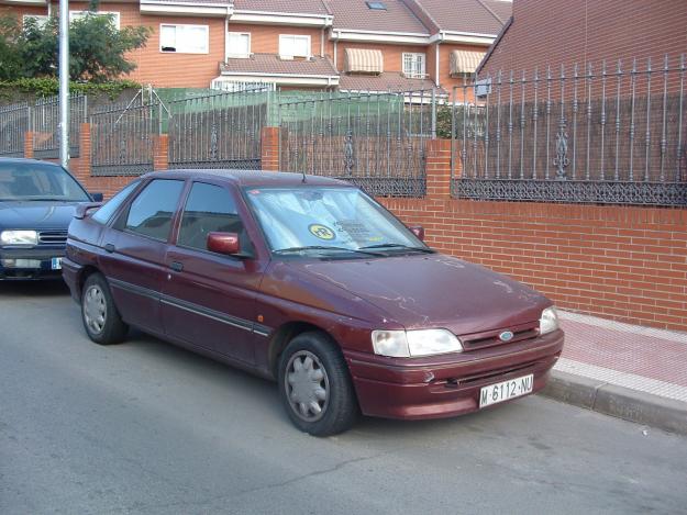 VENDO FORD ESCORT