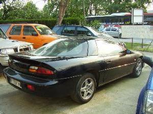 Venta de coche Chevrolet CAMARO 3.8 COUPE '00 en Palau De Plegamans